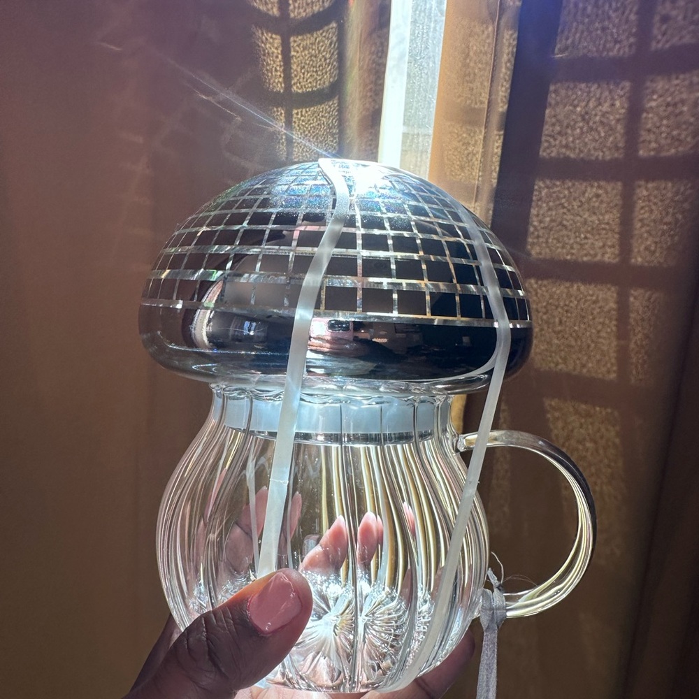 Clear Glass Mushroom Hot Cold Mug with Silver Mirror Top - Picture 6 of 6